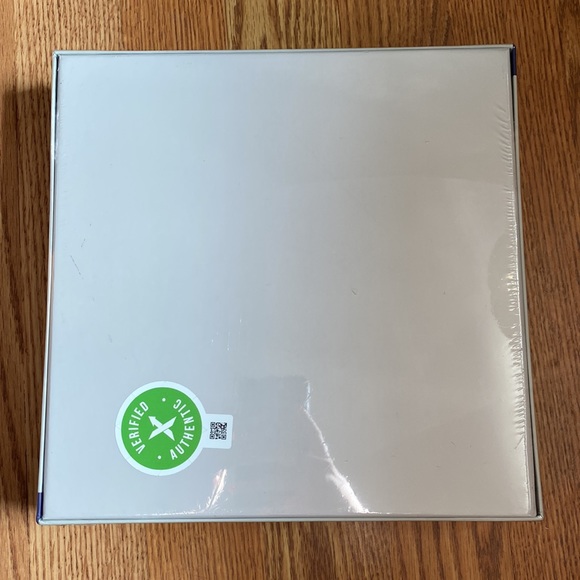 KAWS Jigsaw Puzzle - Picture 3 of 4